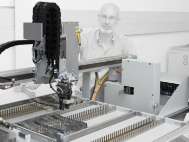 Accessories for materials testing machines: automated testing system